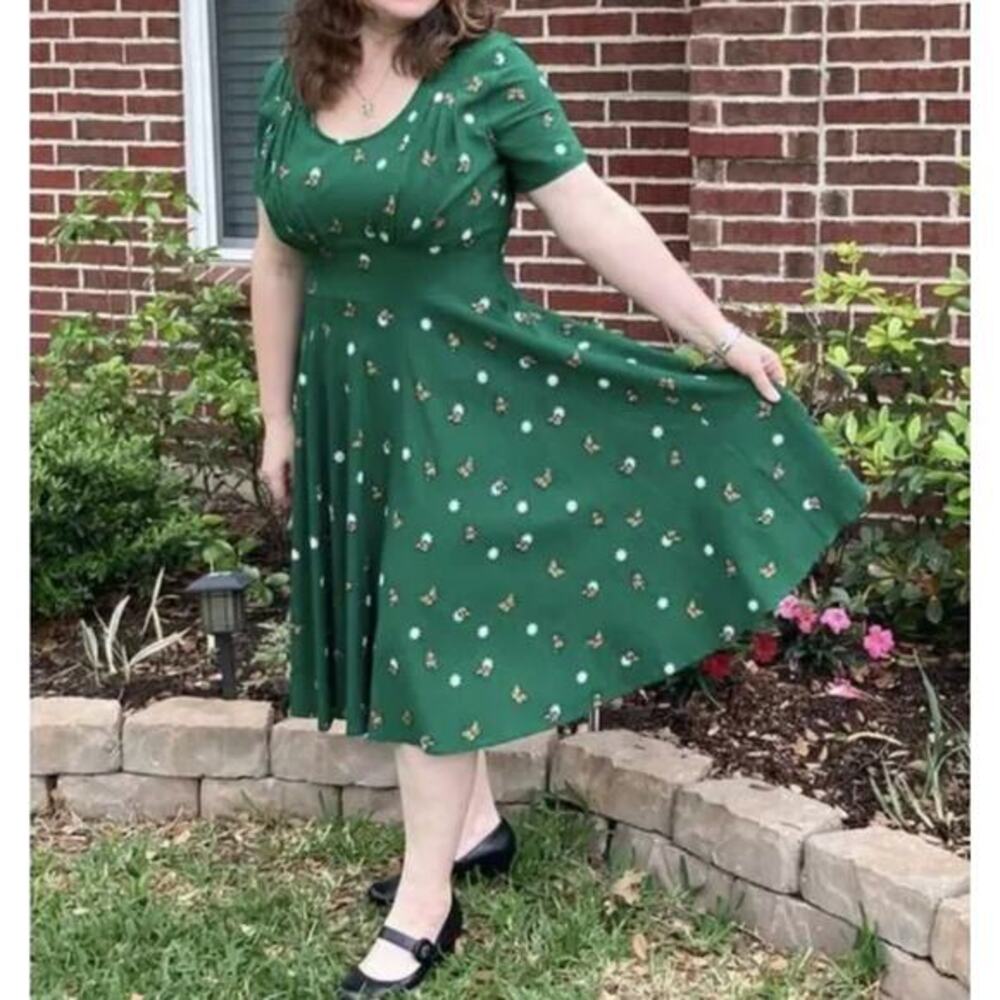 Unique Vintage X GB Butterfly And Daisy Flowers Green Dress, size L - Picture 1 of 16